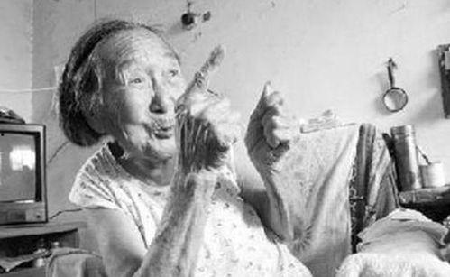 国产老太婆,岁月流转中的温馨记忆
